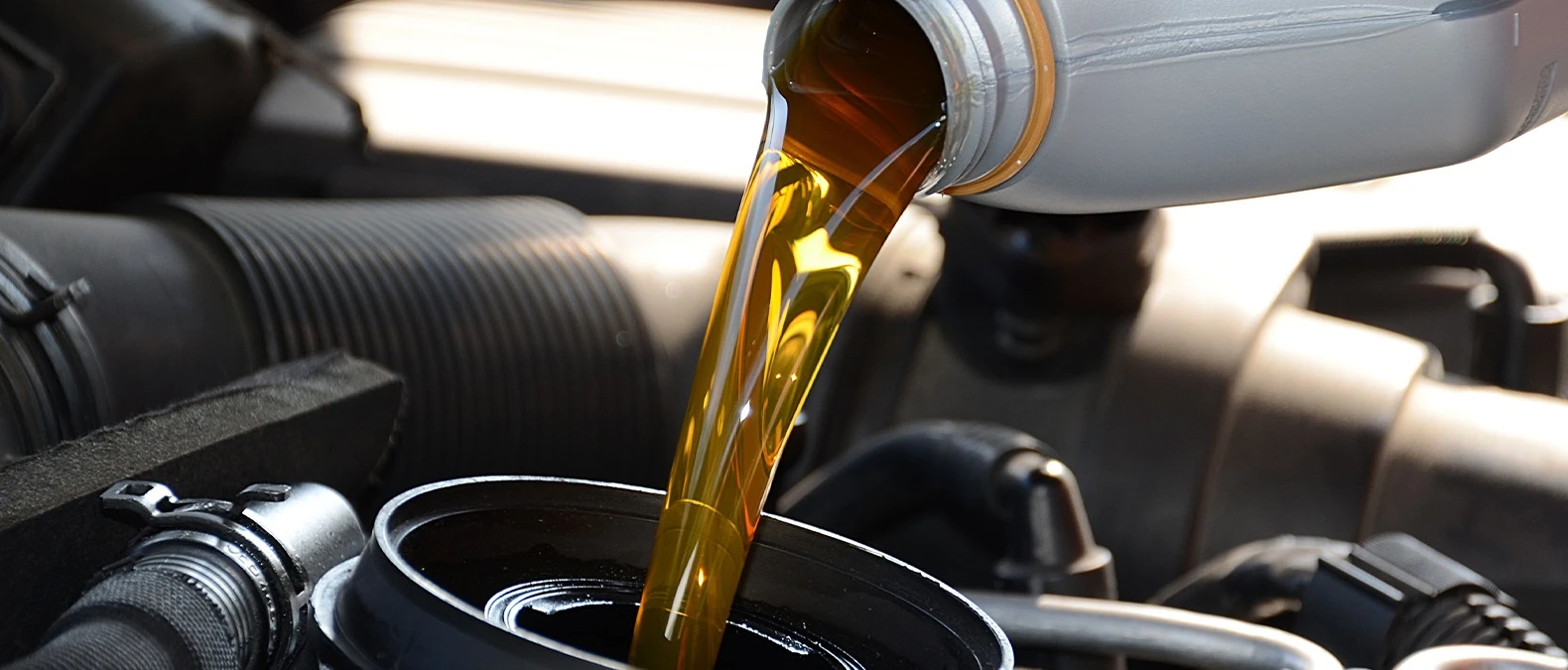 Oil header