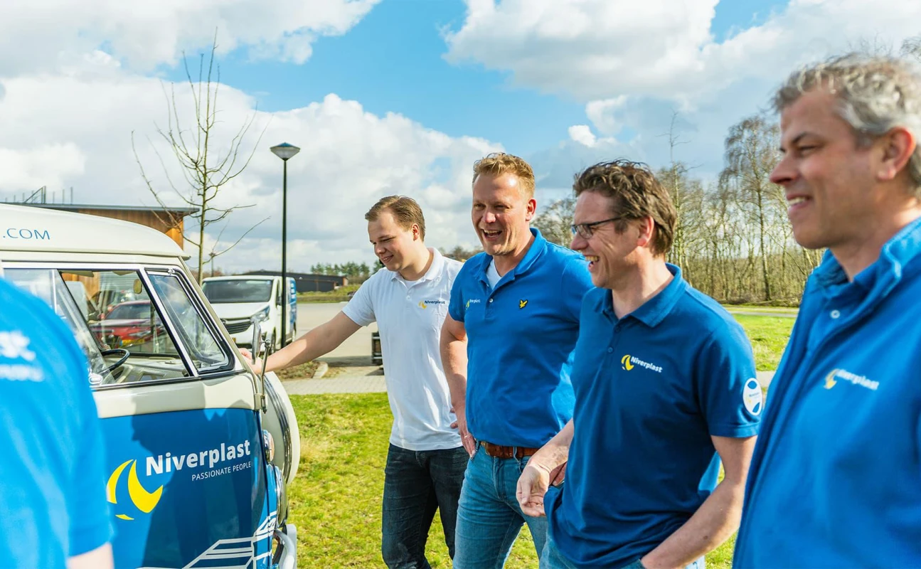 NIVERPLAST SALES 00545